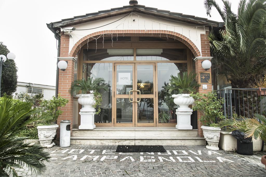 Camp'S Hotel Colonna Eksteriør bilde